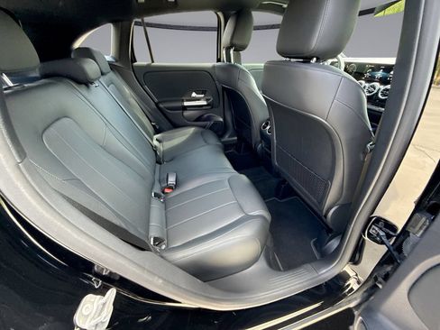 Used 2023 Mercedes-Benz GLA 250 image 17