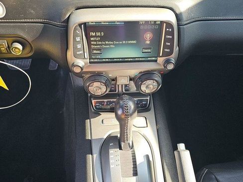 Used 2015 Chevrolet Camaro LT RWD image 13