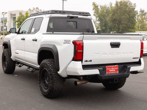 Certified 2025 Toyota Tacoma TRD Off-Road w/ TRD Off Road Premium Package AWD/4WD image 8