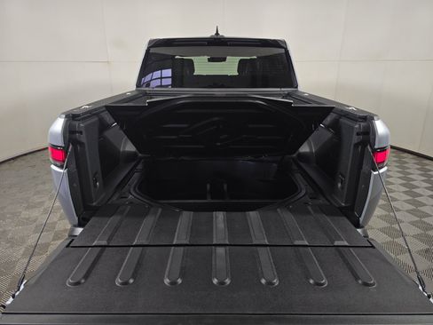 Used 2025 Rivian R1T Adventure AWD/4WD image 15