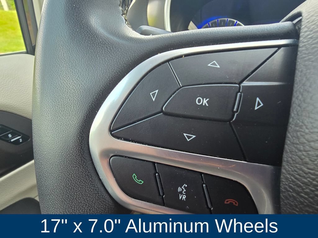 Used 2023 Chrysler Pacifica Touring-L FWD image 26