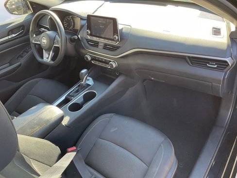 Used 2022 Nissan Altima 2.5 SV image 26