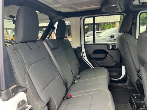 Used 2025 Jeep Wrangler Unlimited Sport AWD/4WD image 26