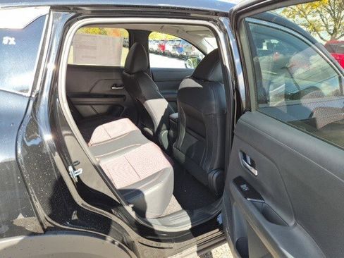 New 2026 Nissan Kicks SR w/ Cold Weather Package image 13