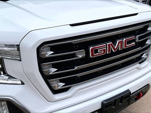Used 2021 GMC Sierra 1500 AT4 w/ AT4 Premium Package AWD/4WD image 28