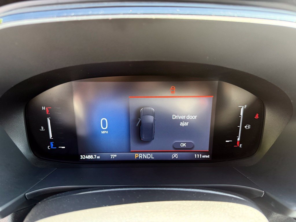 Used 2025 Ford Escape ST-Line Select AWD/4WD image 27