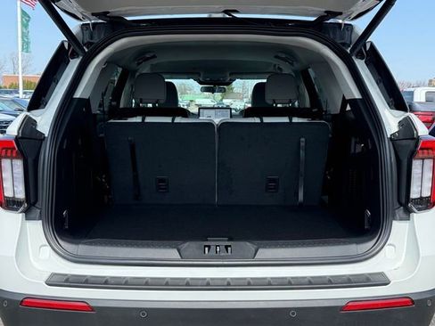 New 2026 Ford Explorer Active image 5