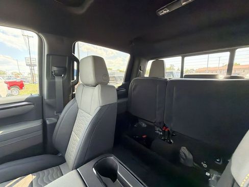 New 2026 Chevrolet Silverado 1500 ZR2 image 12