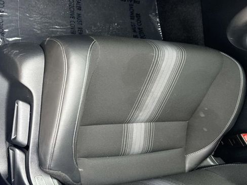 Used 2025 Honda Civic Sport image 9