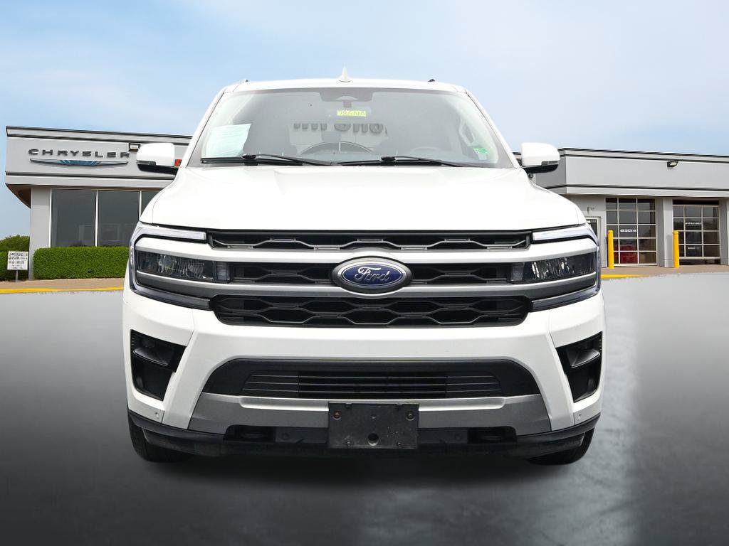 Used 2023 Ford Expedition XLT AWD/4WD image 8