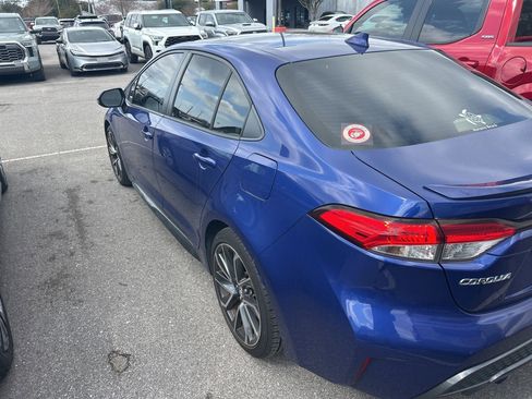 Used 2020 Toyota Corolla SE w/ SE Premium Package image 5