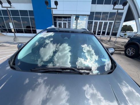 Used 2020 Ford Edge SEL w/ Convenience Package FWD image 18