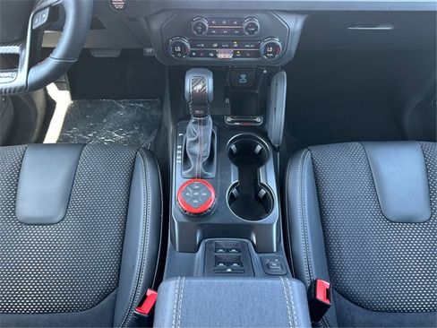 New 2025 Ford Bronco Raptor image 19