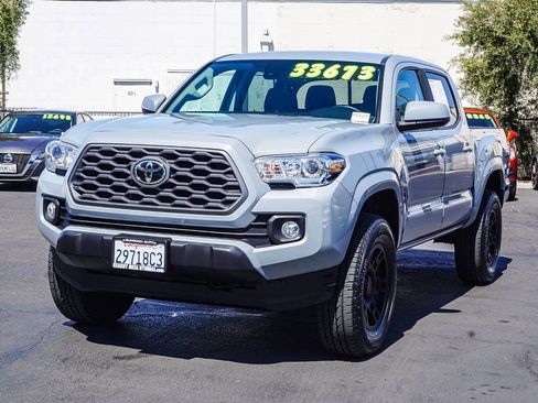 Used 2021 Toyota Tacoma SR5 image 3