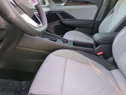 New 2026 Volkswagen Tiguan SE R-Line AWD/4WD image 15