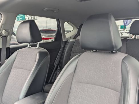 Used 2025 Kia Seltos S FWD image 14