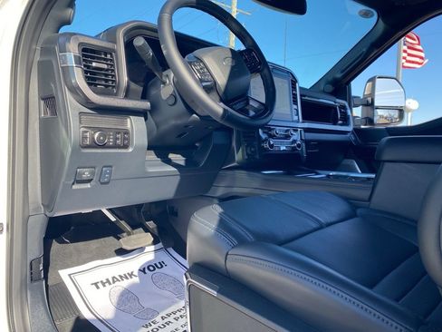 New 2026 Ford F350 Platinum w/ FX4 Off-Road Package image 22