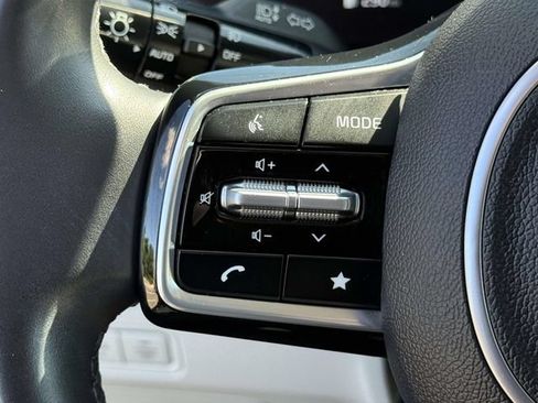 Used 2024 Kia Carnival SX FWD image 21