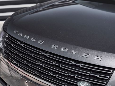 Used 2024 Land Rover Range Rover Long Wheelbase Autobiography AWD/4WD image 7