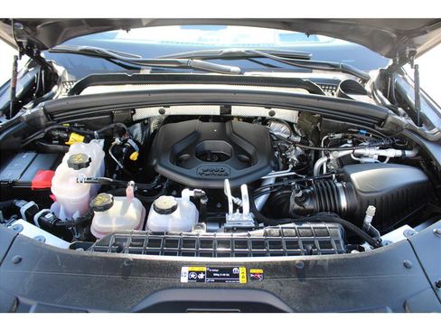 Used 2022 Jeep Grand Cherokee Summit AWD/4WD image 46