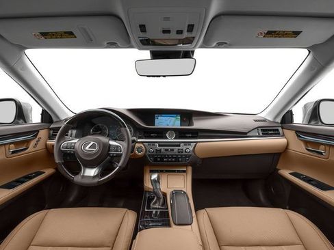 Used 2018 Lexus ES 350 w/ Luxury Package w/Wood Trim FWD image 4
