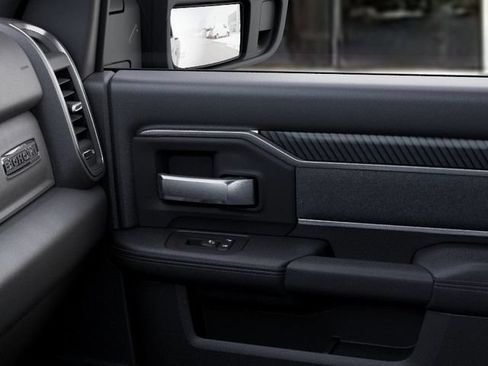 New 2026 RAM 3500 Big Horn AWD/4WD image 25