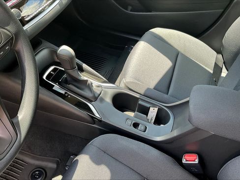 Used 2026 Toyota Corolla LE FWD image 16