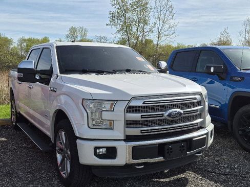 Used 2016 Ford F150 Platinum w/ Equipment Group 701A Luxury AWD/4WD image 2