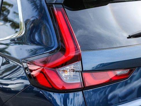 Used 2025 Honda CR-V EX-L image 8