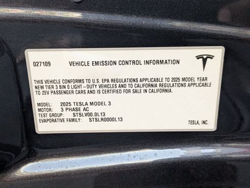 Used 2025 Tesla Model 3 Long Range RWD image 23
