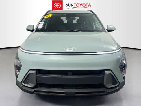 Used 2025 Hyundai Kona SEL AWD/4WD image 10