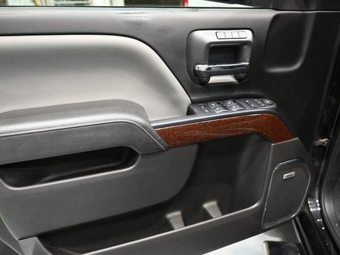 Used 2018 GMC Sierra 1500 SLT image 27