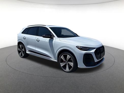 New 2026 Audi SQ5 Premium Plus AWD/4WD image 1