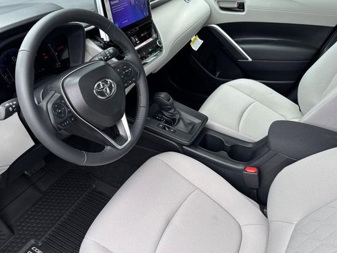New 2026 Toyota Corolla Cross LE FWD image 4