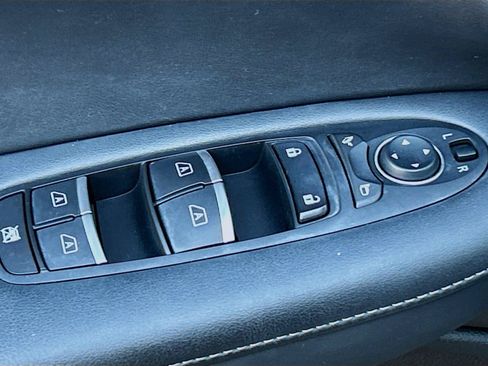 Used 2023 INFINITI QX50 Sport FWD image 24