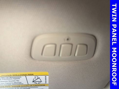 Used 2023 Ford Expedition Limited image 27