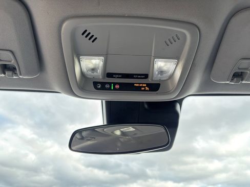 Used 2024 Chevrolet Malibu LT image 17