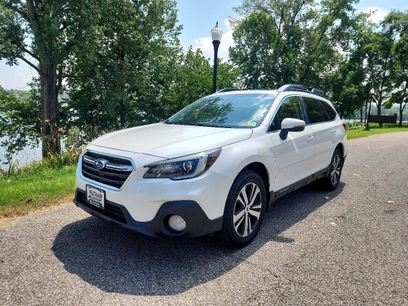 Used 2019 Subaru Outback 2.5i Limited w/ Popular Package #2