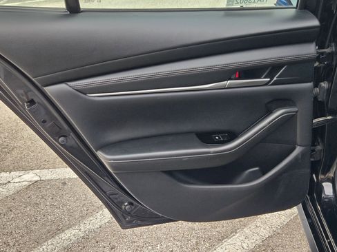 Used 2024 MAZDA MAZDA3 s FWD image 15