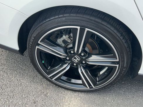 Used 2023 Honda Accord Sport image 5