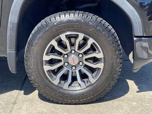 Used 2020 GMC Sierra 1500 AT4 w/ AT4 Premium Package AWD/4WD image 10