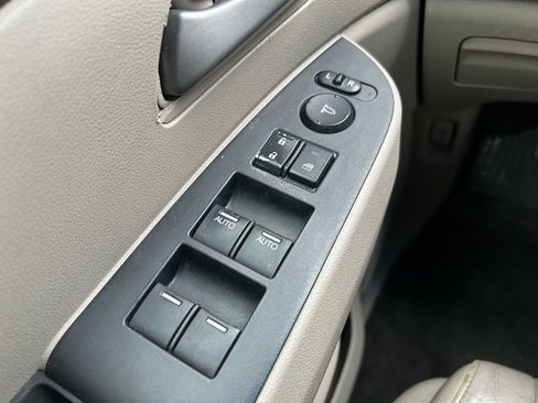 Used 2012 Honda Odyssey EX-L image 21