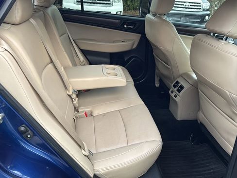 Used 2015 Subaru Outback 3.6R Limited image 13