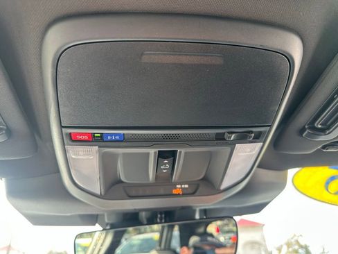 Used 2025 Subaru Forester Limited w/ Popular Package #2 image 34