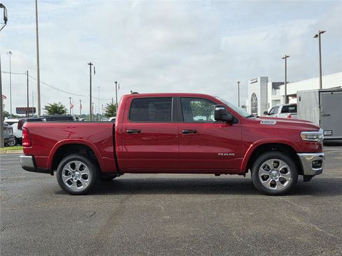 New 2026 RAM 1500 Big Horn AWD/4WD image 4