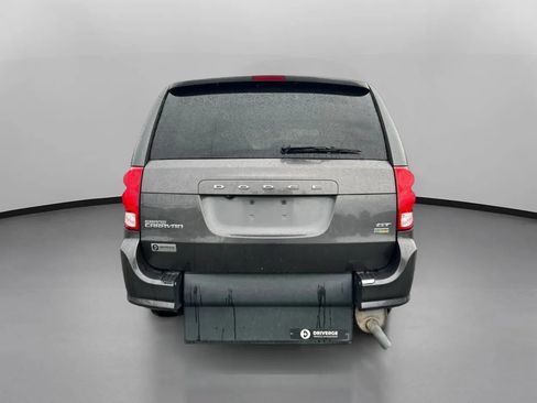 Used 2019 Dodge Grand Caravan GT FWD image 11