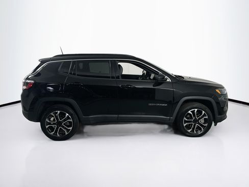 Used 2023 Jeep Compass Limited AWD/4WD image 4