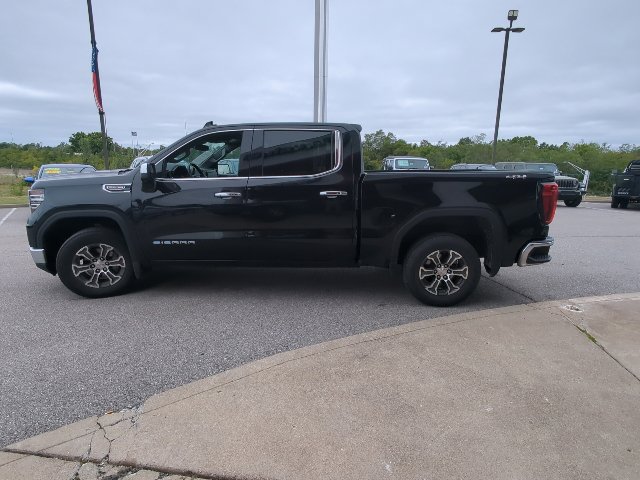 Used 2025 GMC Sierra 1500 SLT AWD/4WD image 30