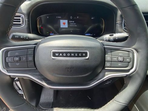 Used 2024 Jeep Wagoneer Series II w/ Flexible Seating Group RWD image 17