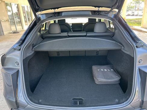 Used 2026 Tesla Model Y 2WD image 33